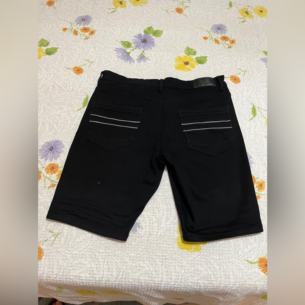 (H) Benjamin Black Men's Black Denim Shorts - Picture 2 of 12